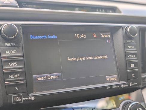 Used 2018 Toyota RAV4 Platinum FWD image 32