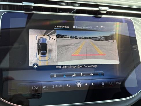 Used 2024 Mercedes-Benz E 350 4MATIC Sedan image 10