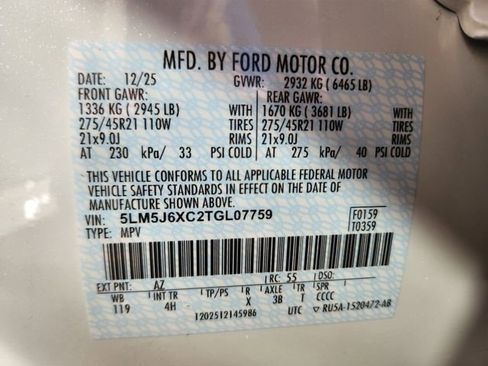 New 2026 Lincoln Aviator AWD w/ Jet Appearance Package image 24