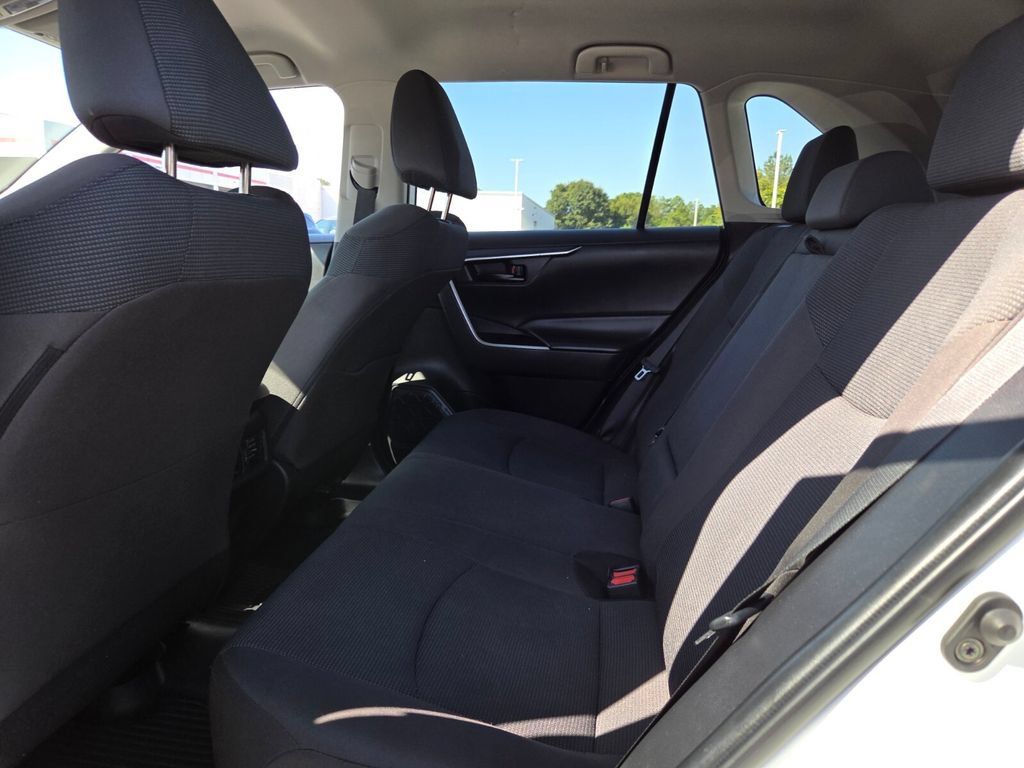 Used 2023 Toyota RAV4 LE FWD image 6