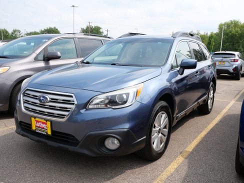 Used 2015 Subaru Outback 2.5i Premium AWD/4WD image 4