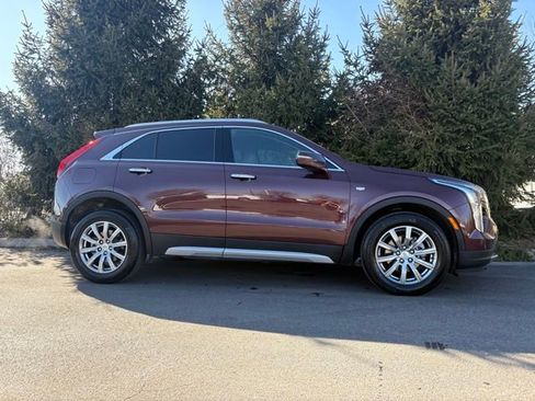 Certified 2023 Cadillac XT4 Premium Luxury w/ Cold Weather Package image 9