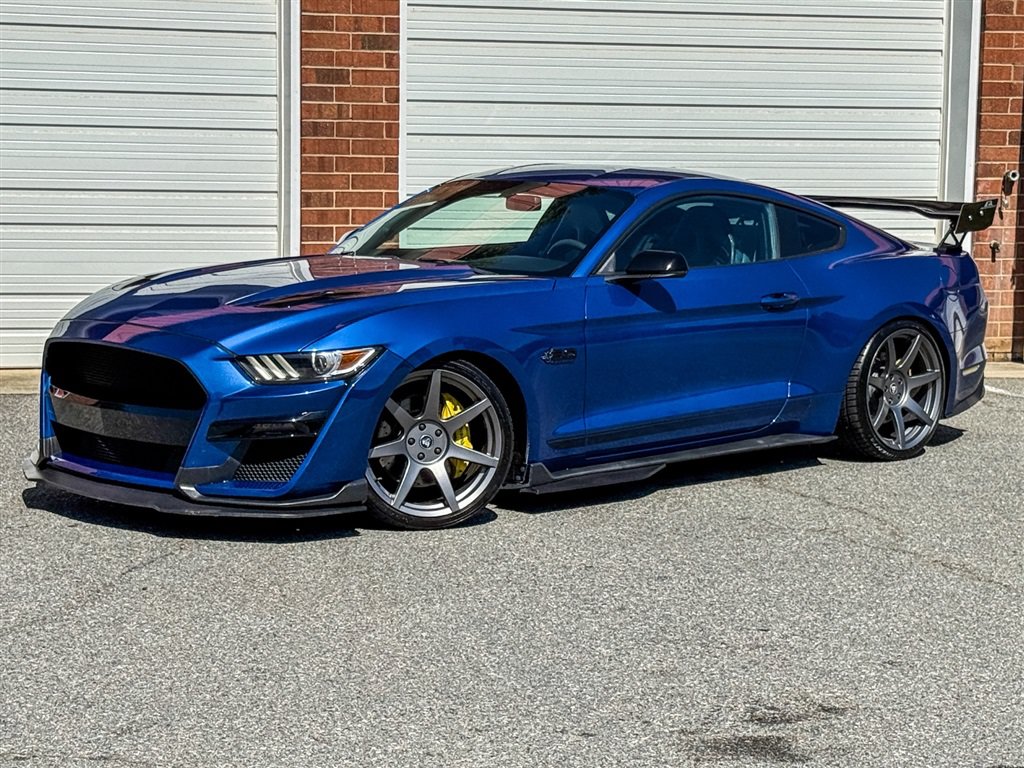 Used 2017 Ford Mustang GT Premium RWD image 9