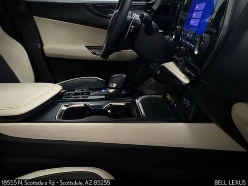Certified 2024 Lexus NX 350h AWD image 33