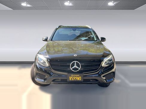 Used 2018 Mercedes-Benz GLC 300 4MATIC image 4