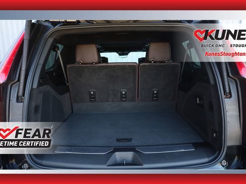 Used 2024 Cadillac Escalade ESV Sport Platinum w/ LPO, ONYX Package image 35