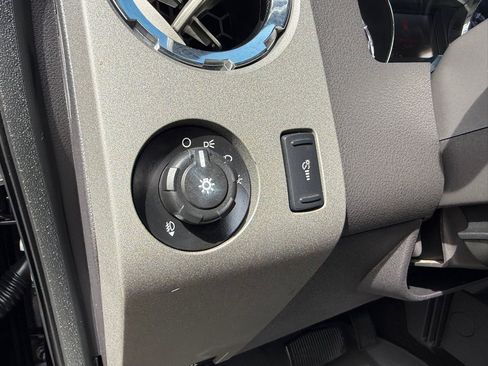 Used 2012 Ford F350 Lariat w/ Lariat Ultimate Pkg AWD/4WD image 21