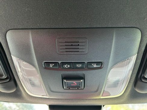 Used 2022 Toyota Corolla SE FWD image 27
