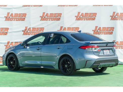 Used 2021 Toyota Corolla SE w/ Carpet Mat Package (TMS) FWD image 17