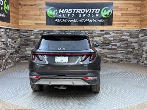 Used 2022 Hyundai Tucson Limited AWD/4WD image 8