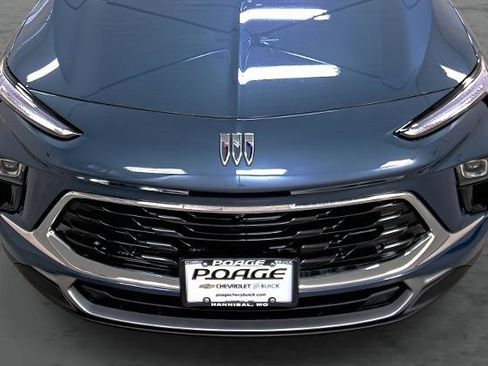 New 2026 Buick Encore GX Preferred AWD/4WD image 16