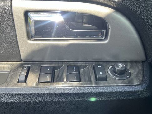 Used 2017 Ford Expedition EL Limited image 20