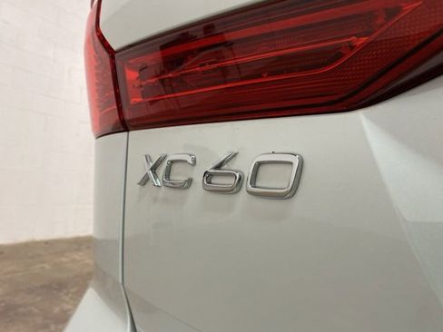 Used 2023 Volvo XC60 B5 Plus w/ Protection Package Premier image 97
