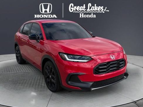 Used 2025 Honda HR-V Sport image 1