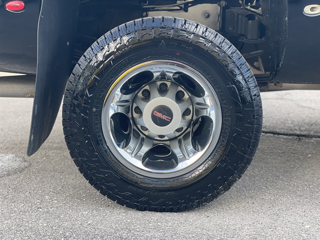 Used 2012 GMC Sierra 3500 Denali AWD/4WD image 30