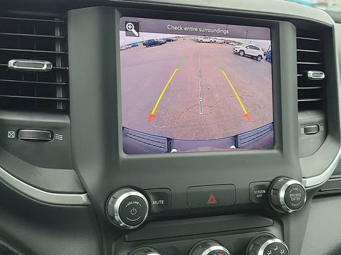 Used 2020 RAM 1500 Big Horn AWD/4WD image 16