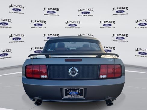 Used 2005 Ford Mustang GT image 4