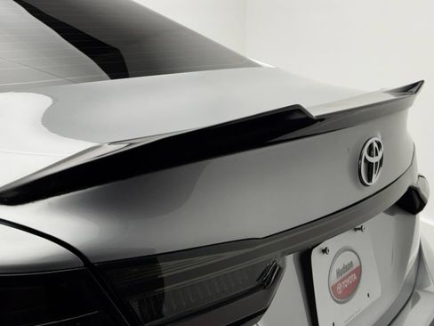 Used 2023 Toyota Camry SE AWD/4WD image 10