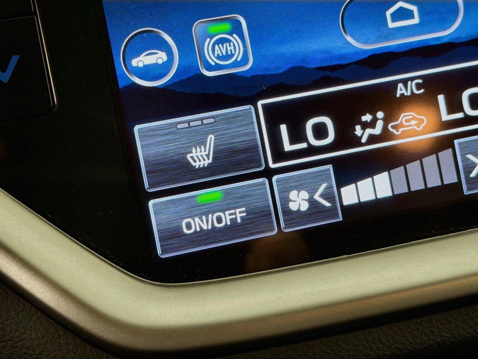 Used 2023 Subaru Ascent Limited AWD/4WD image 24
