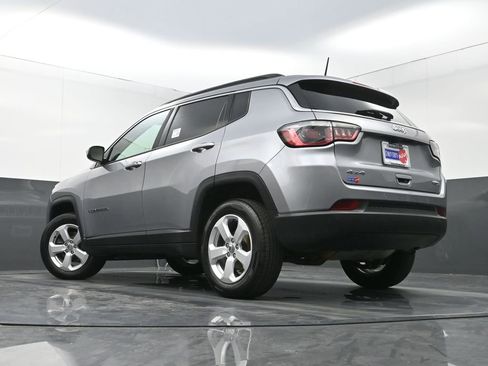 Used 2018 Jeep Compass Latitude w/ Safe & Security Group image 26