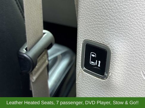 Used 2017 Chrysler Pacifica Touring-L FWD image 11