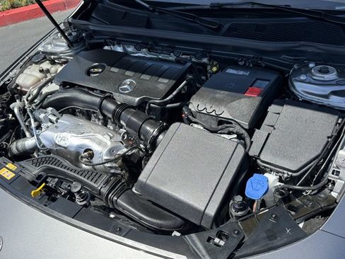 Used 2023 Mercedes-Benz CLA 250 image 5