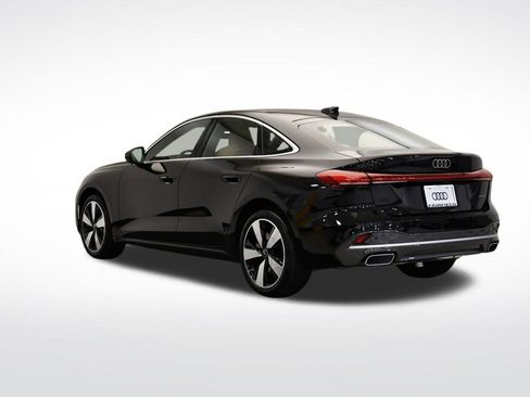 Used 2025 Audi A5 2.0T Premium Plus w/ Premium Plus AWD/4WD image 3