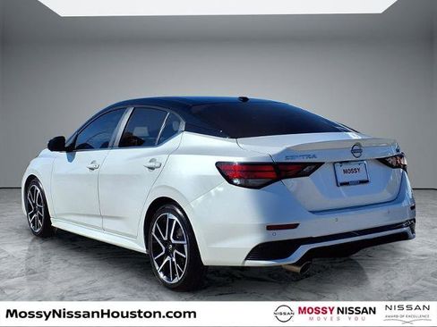 Certified 2024 Nissan Sentra SR w/ SR Premium Package image 2