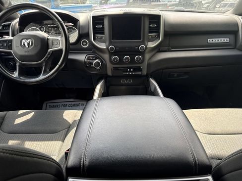 Used 2022 RAM 1500 Big Horn AWD/4WD image 17