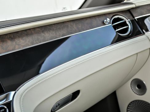 New 2026 Bentley Continental GTC image 50
