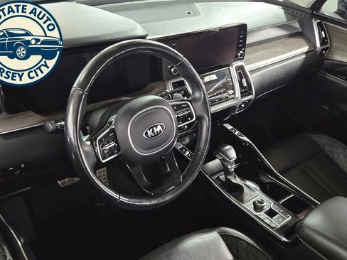 Used 2021 Kia Sorento SX Prestige AWD/4WD image 11