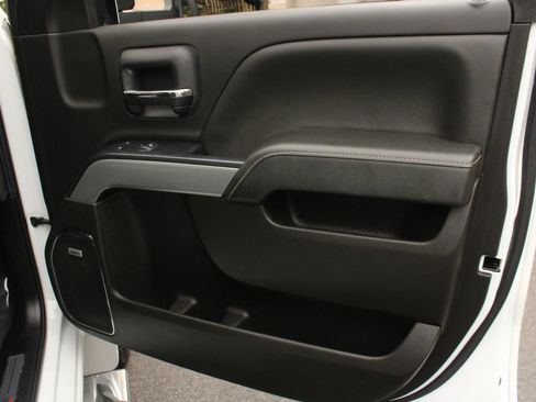 Used 2019 Chevrolet Silverado 2500 LTZ w/ Duramax Plus Package AWD/4WD image 21