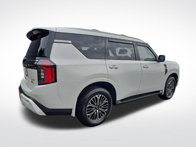 Used 2025 Nissan Armada SL AWD/4WD image 7