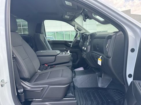 New 2026 GMC Sierra 2500 Pro w/ 1SA Pro Safety Plus Package AWD/4WD image 21