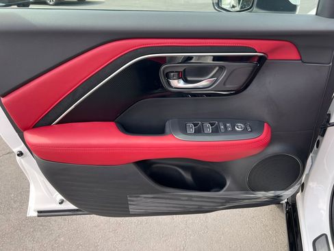 Certified 2025 Acura ADX A-Spec image 11