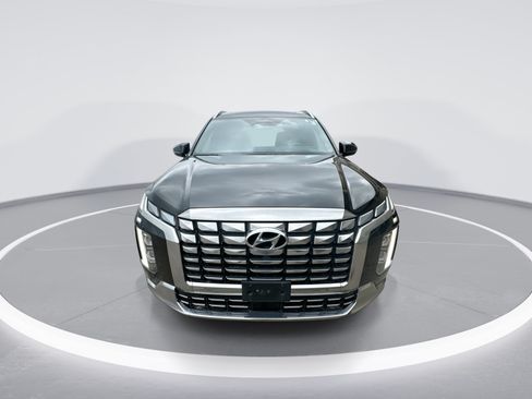 Used 2023 Hyundai Palisade Calligraphy AWD/4WD image 3