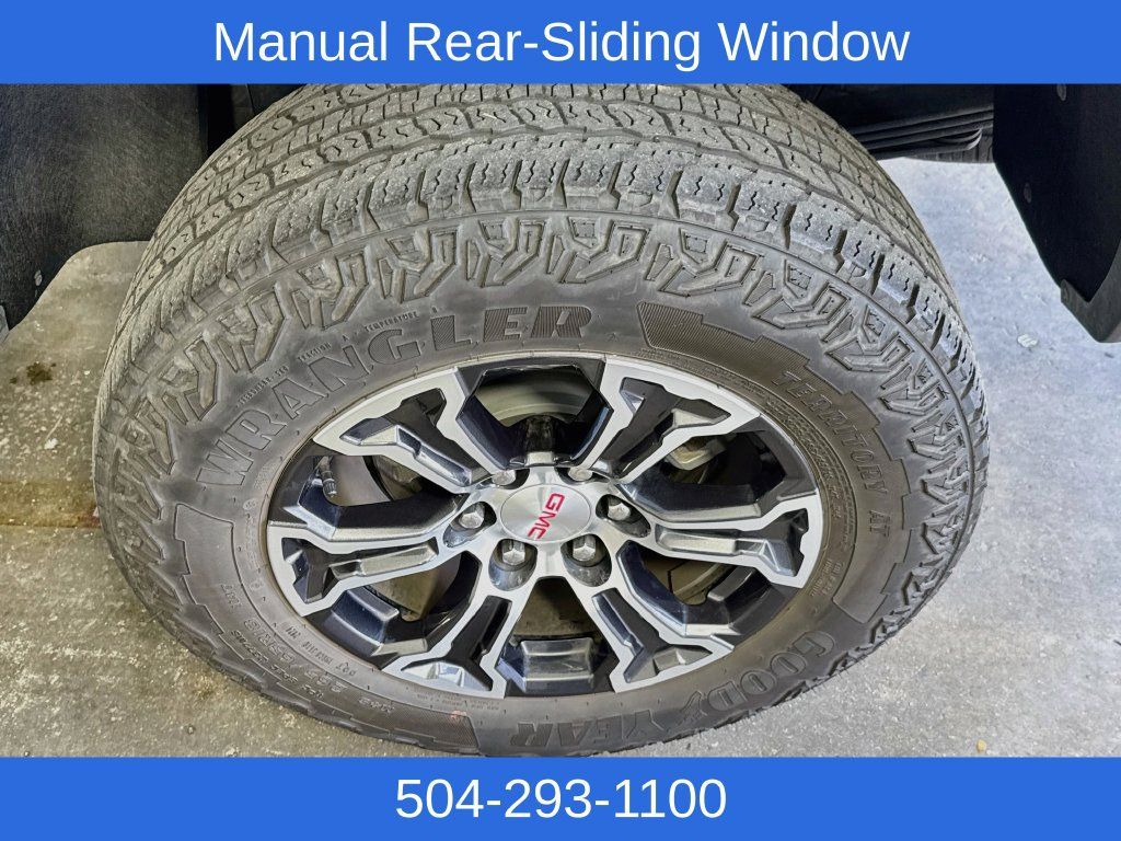 Used 2024 GMC Canyon AT4 w/ LPO, Off Road Lift Package AWD/4WD image 33