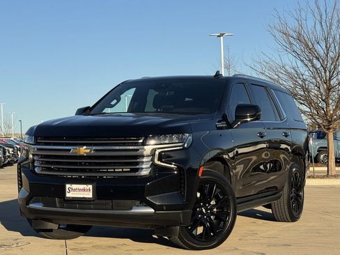 Used 2024 Chevrolet Tahoe High Country w/ Premium Package 2 AWD/4WD image 2