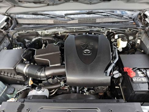 Used 2021 Toyota Tacoma SR5 image 25