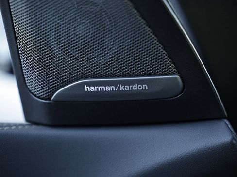 New 2026 BMW X5 xDrive40i w/ M Sport Package image 17