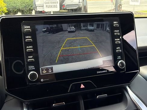 Used 2022 Toyota Venza XLE AWD/4WD image 30