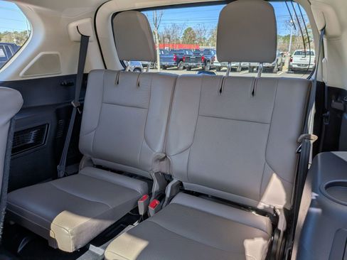 Used 2022 Lexus GX 460 Premium image 32