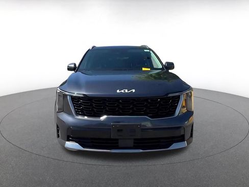 Used 2024 Kia Sorento S FWD image 5
