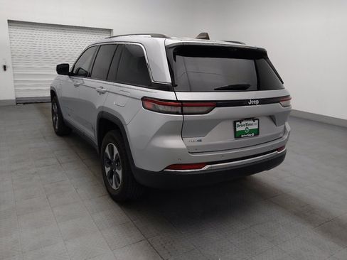 Used 2022 Jeep Grand Cherokee Limited 4xe w/ Luxury Tech Group II AWD/4WD image 5