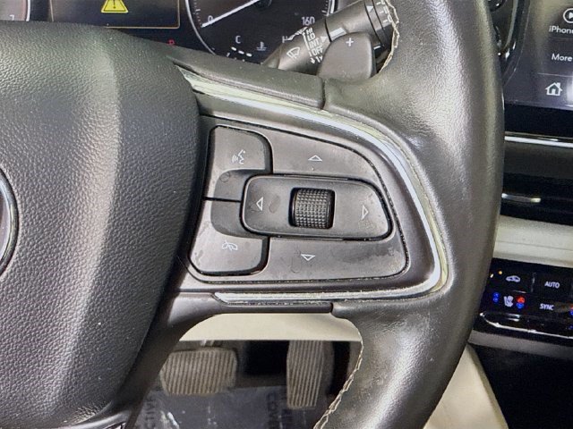 Used 2023 Buick Envision Avenir FWD image 14