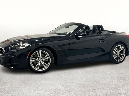 Certified 2025 BMW Z4 sDrive30i image 14