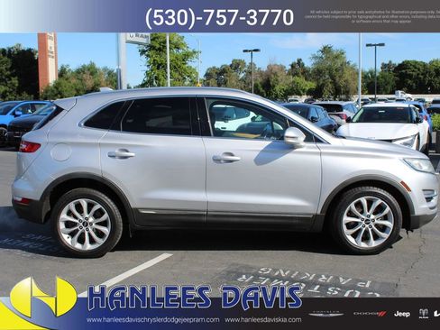 Used 2016 Lincoln MKC Select w/ Select Plus Package FWD image 6