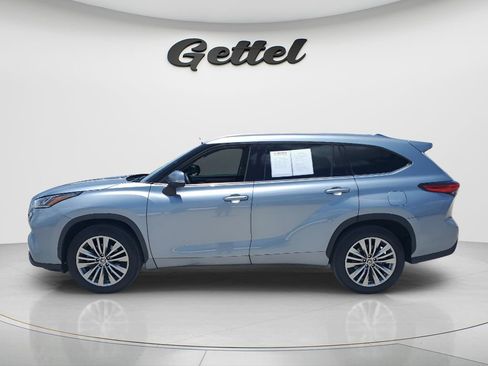 Used 2022 Toyota Highlander Platinum FWD image 8