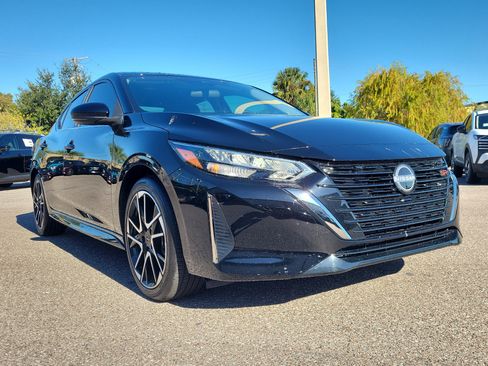 Certified 2025 Nissan Sentra SR image 2