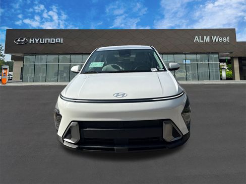 Certified 2026 Hyundai Kona SE FWD image 2